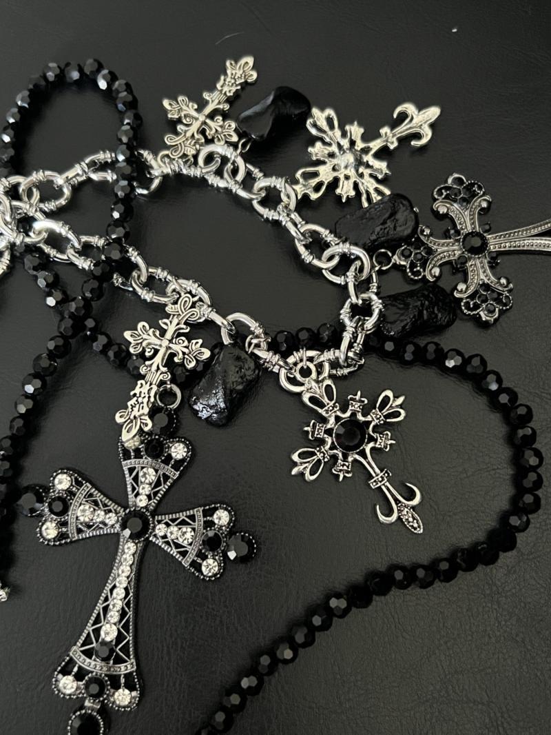 Ghost sister Gothic family handmade niche high-punk cross necklace full set