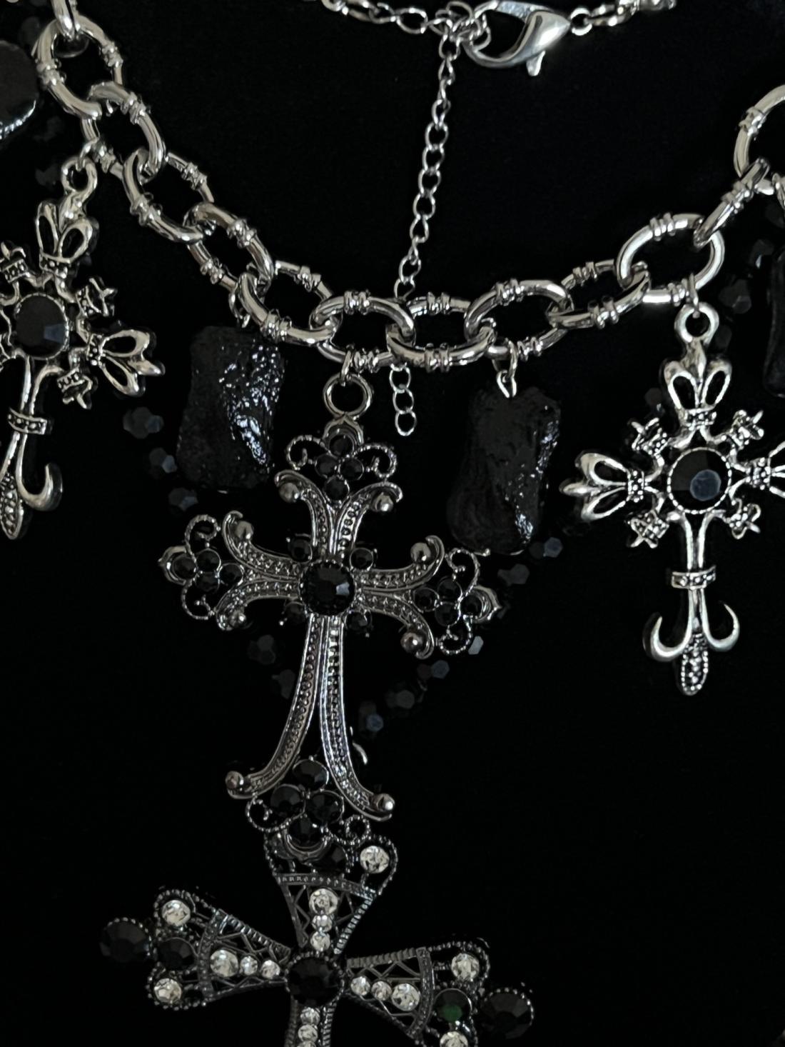 Ghost sister Gothic family handmade niche high-punk cross necklace full set
